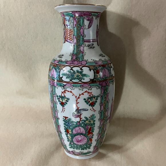 Vintage Famille Rose Canton Vase Gold Rim Hand Painted 12